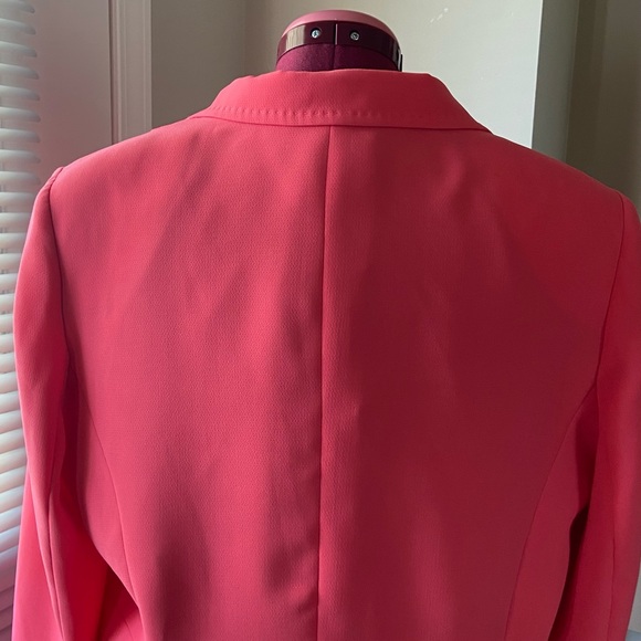 BELLESSA women watermelon pink long sleeves lined jacket. Size 14. Used. - Picture 9 of 11